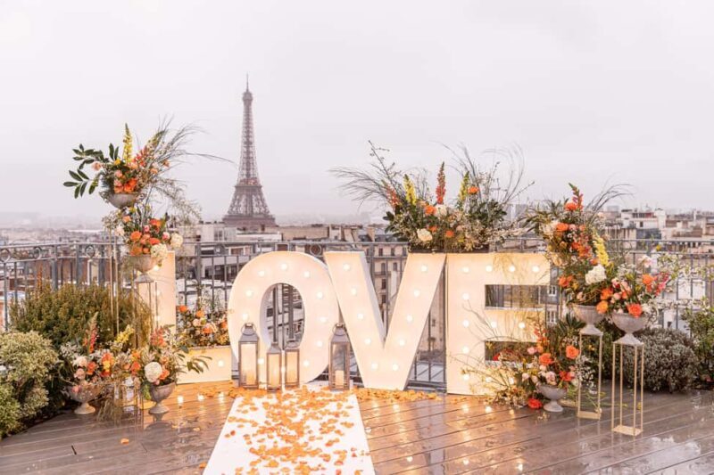 Proposal Private Rooftop + Photographer 1h - Proposal Private Rooftop + Photographer 1h: An Intimate Parisian Experience