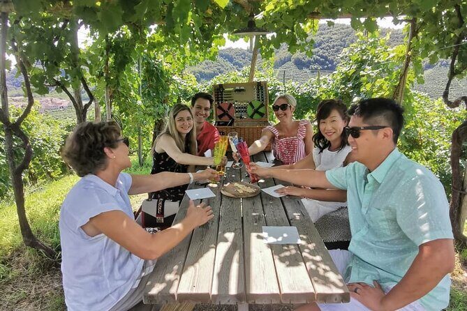 Prosecco Hills Wine and Cheese Gourmet Discovery by Yellowboot - Wrapping It Up