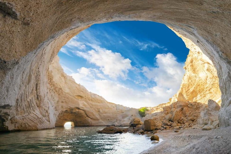 Provatas : Boat rental to Kleftiko - Key Points