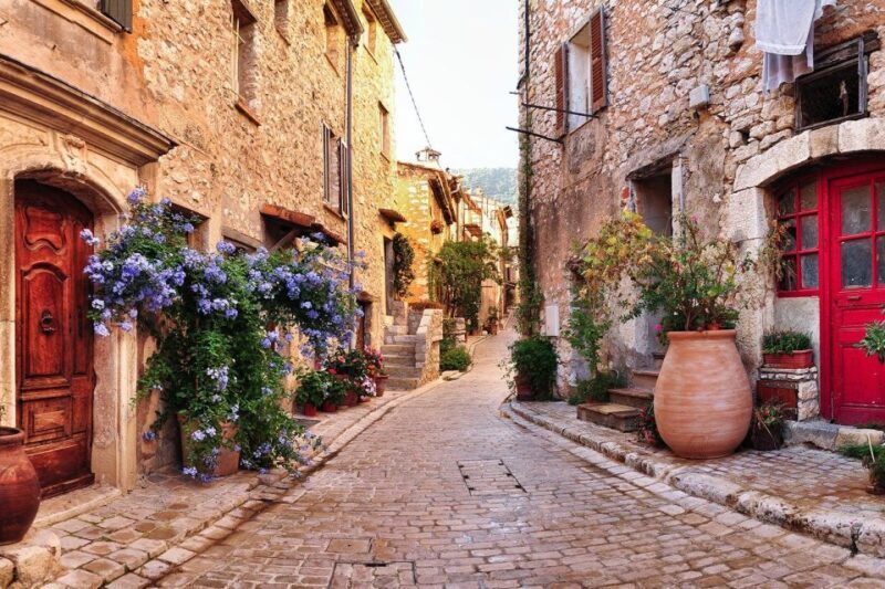 Provencal Market, Shopping, and Picnic basket at the lake - What Travelers Say