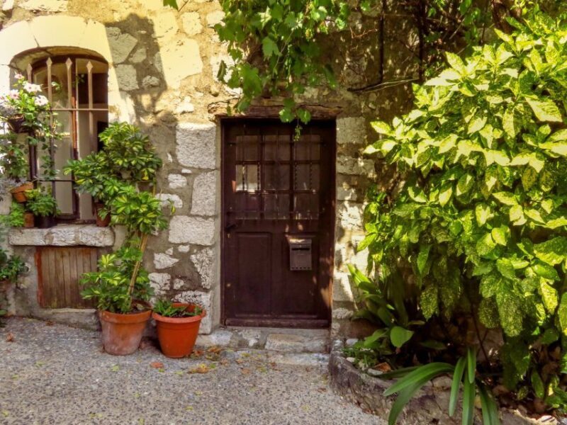 Provence Countryside & Medieval Villages Day Trip - Who Should Consider This Tour