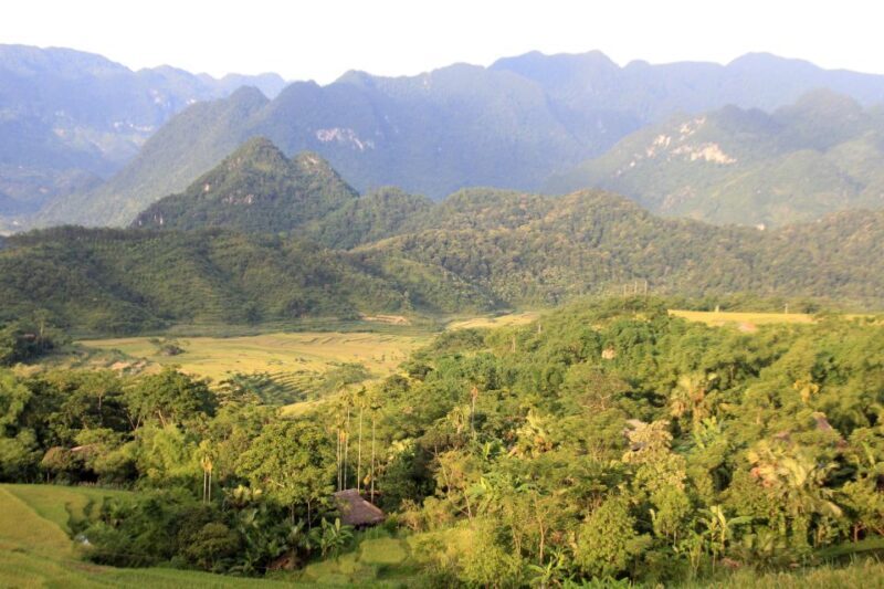 Pu Luong Offbeat Trekking Tour 2 days 1 night with Limousine - Day One: Conquering Kho Muong and Remote Villages