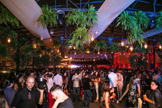 Pub Crawl in Rio with Transfer - Exploring Rios Nightlife: A Pub Crawl Tour with Transfer