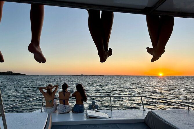 PUBLIC Pacific Lounge Catamaran - Tamarindo SUNSET experience - What Sets This Tour Apart