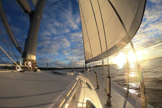 Public Sunset Sail with only 6 people - The Details of the Sunset Sailing Experience in Hilton Head
