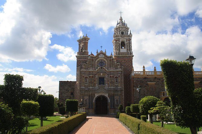 PUEBLA historic colonial center and CHOLULA neighborhood Private day tour - The Sum Up