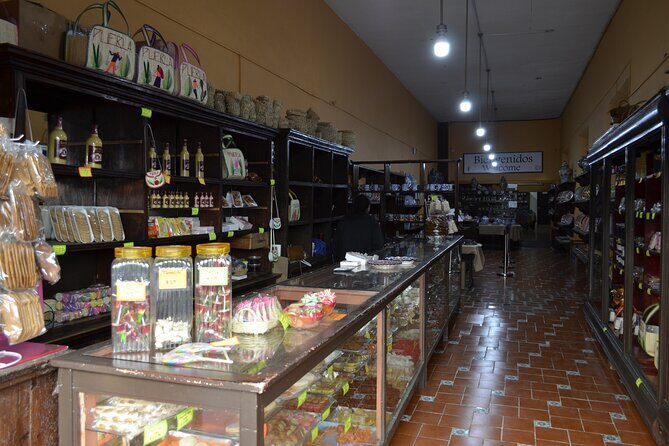 Puebla + Secret Tunnels of Xanenetla (private tour) - FAQs