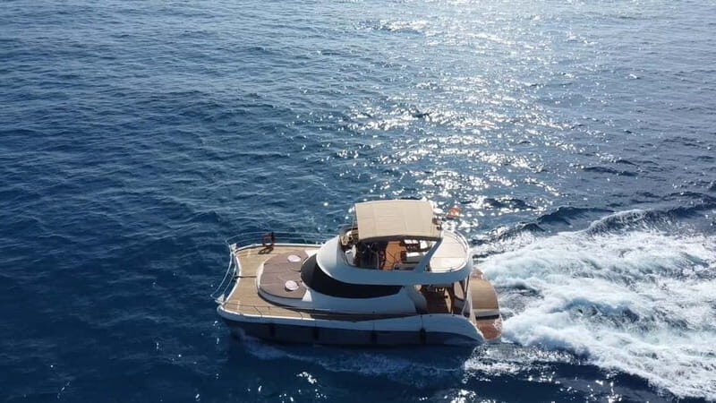 Puerto del Carmen: 2h Private Sunset Catamaran Tour w/Drinks - FAQs