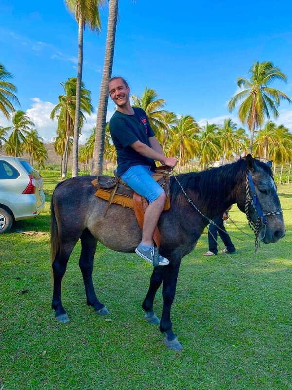 Puerto Escondido: Horseback Riding Along the Countryside - An In-Depth Look at the Experience