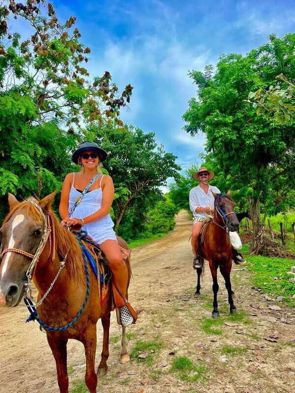 Puerto Escondido: Horseback Riding Along the Countryside - Practical Considerations and Tips