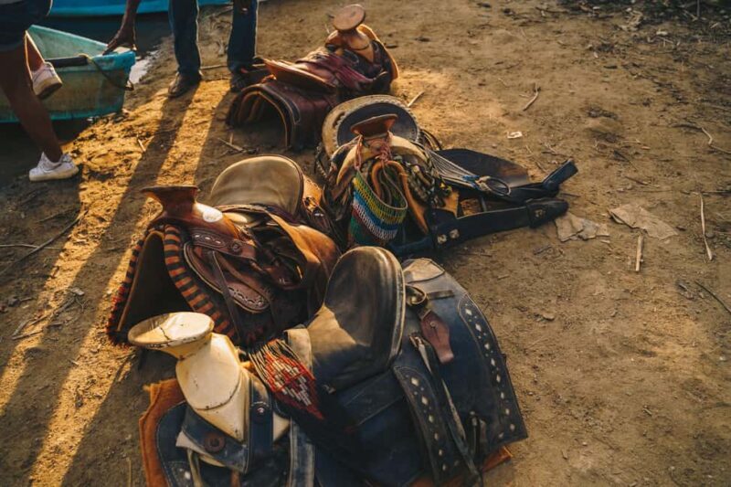 Puerto Escondido: Horseback riding to the Atotonilco hot springs. - Why Choose This Tour?