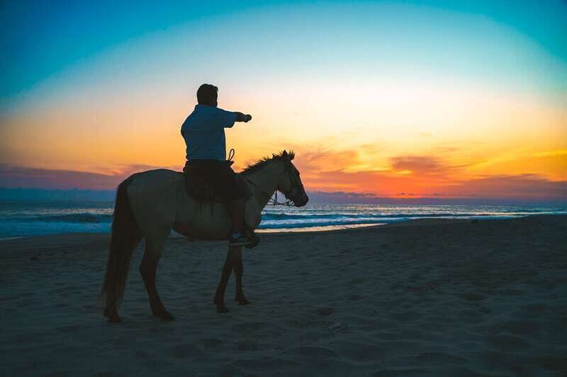 Puerto Escondido: Sunset Horse Back Riding Tour - Authentic Experience and Local Flavor