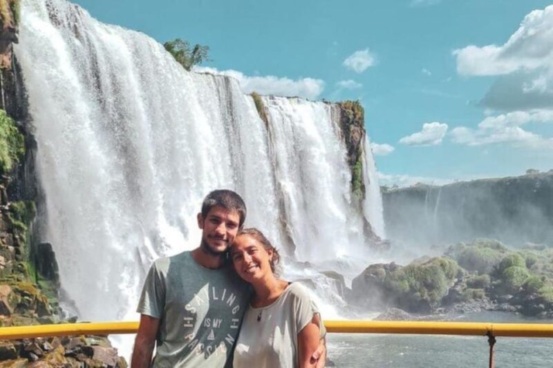 Puerto Iguazú: Tour to Brazilian Iguazú Falls with Bird Park - FAQ