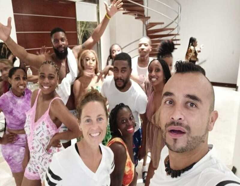 Puerto Morelos: Salsa/Bachata Group Class - Why This Tour Offers Good Value