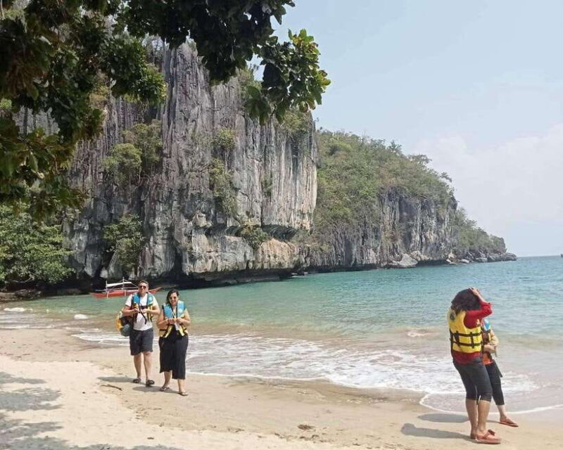 Puerto Princesa in 4 days: Tours package with optional hotel - Key Points