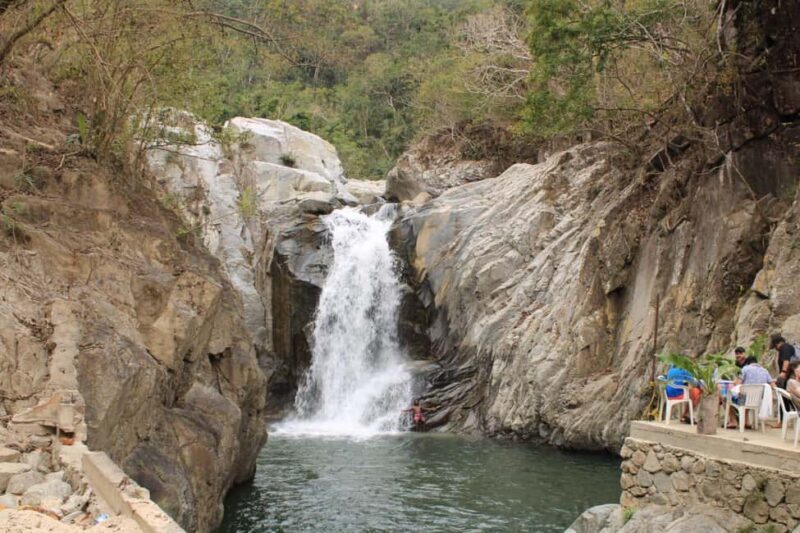 Puerto Vallarta: All-inclusive cruise-ship passenger snorkeling beach and waterfall - Key Points