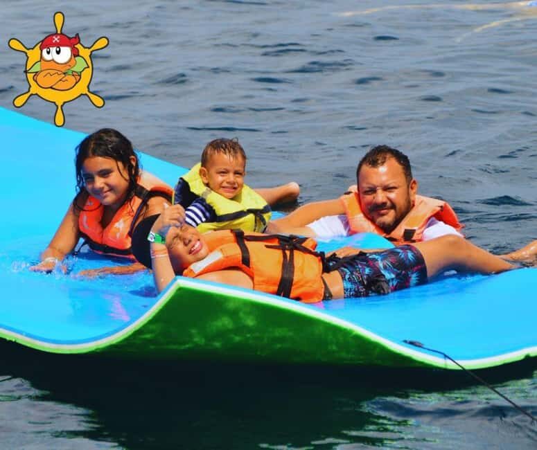 Puerto Vallarta: Catamaran to Arcos, Colomitos and Animas - Key Points