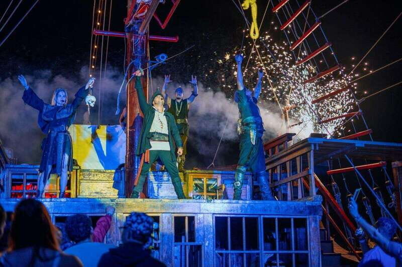 Puerto Vallarta: Dinner Show on a Pirate Cruise - Experience the High Seas with a Pirate Dinner Show in Puerto Vallarta