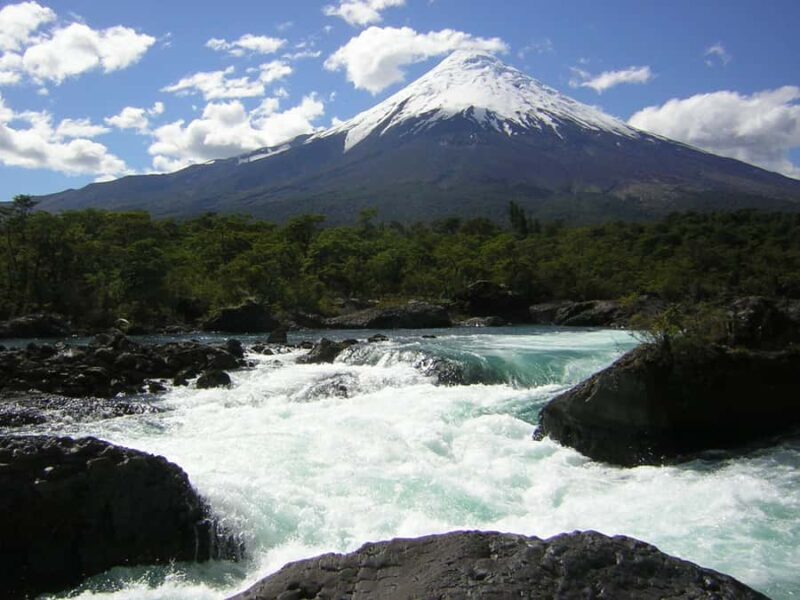 Puerto Varas: Osorno Volcano, Petrohue Falls Full-day Trip - A Detailed Look at the Experience