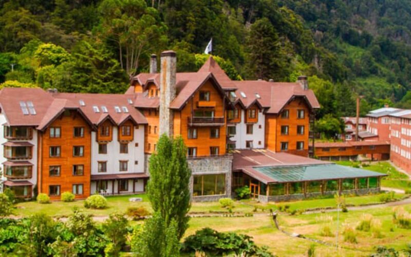 Puerto Varas: Peulla Day Trip with navigation - Authentic Experiences and Traveler Feedback