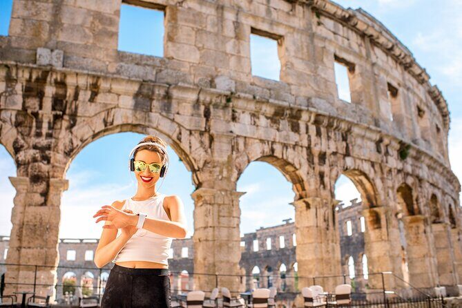 Pula 2 Hour Private Tour in English or Czech Language - The Sum Up