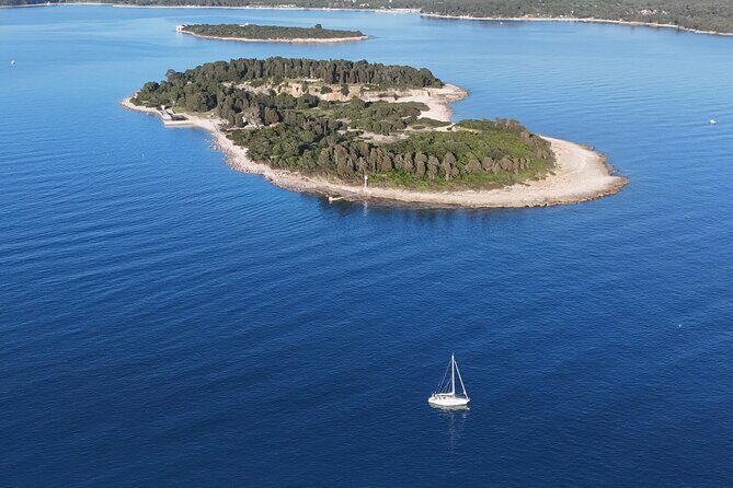 Pula: Half-Day Sailing with Drinks, SUP & GoPro (Max 6 Guests) - Who Should Book This Tour?