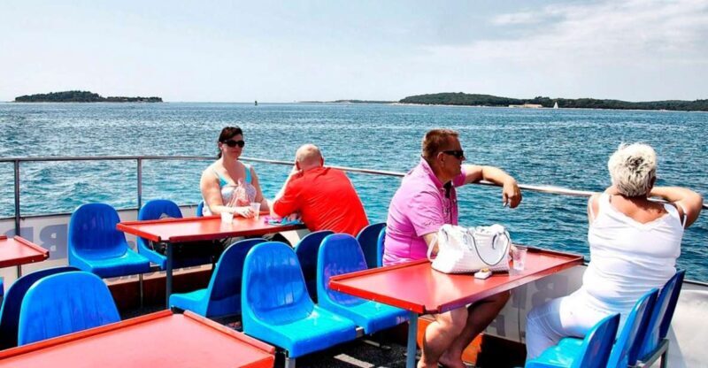 Pula: Harbor Cruise with unlimited Drinks - Key Points