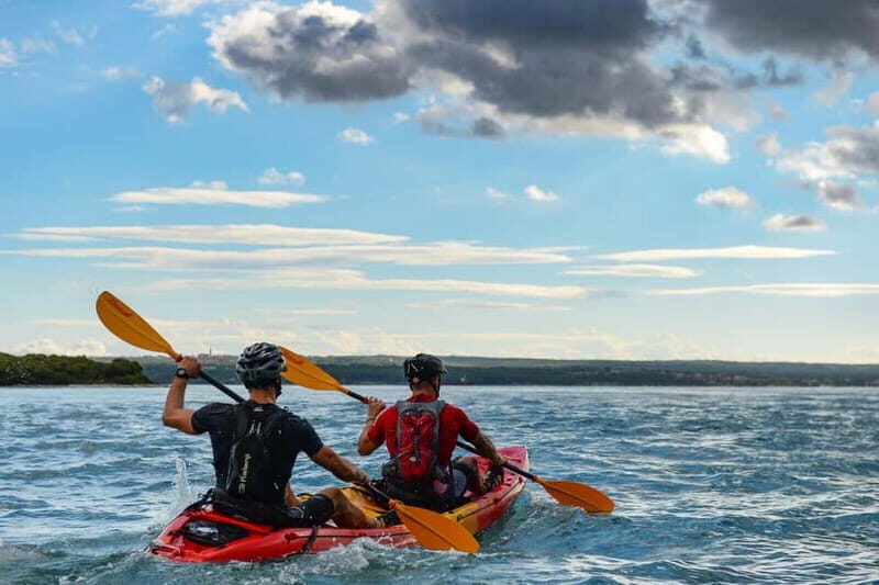 Pula: kayak tour, Seagulls rocks, military zone, snorkeling - Key Points