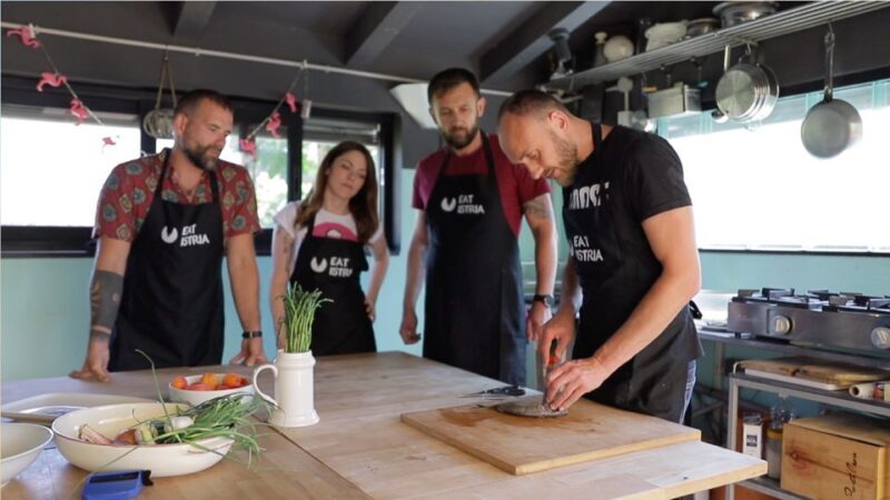 Pula: Market Tour, Cooking Class, and a Meal with Wine - The Outdoor Feast: Savoring Croat and Istrian Flavors