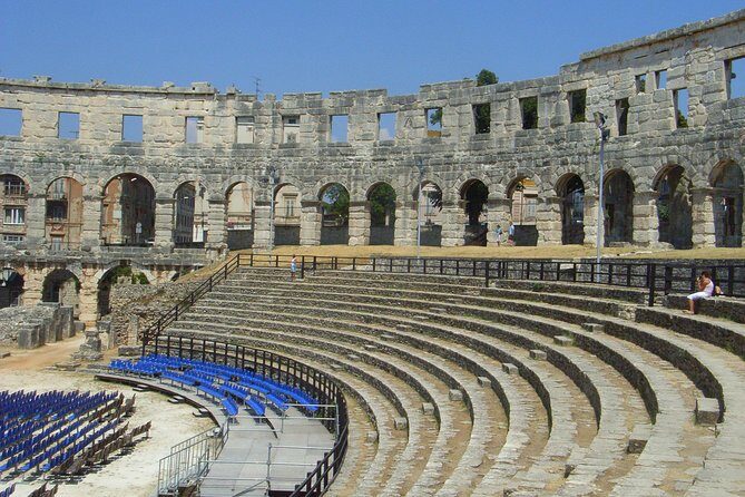 Pula Private Walking Tour With A Professional Guide - Key Points