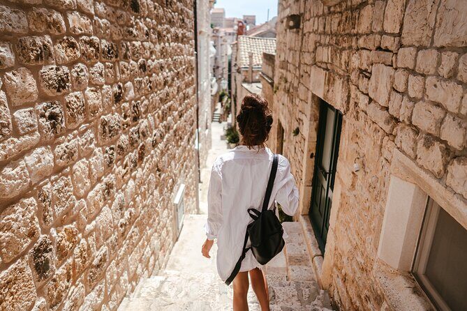 Pula's Timeless Wonders & Olive Oil Tasting at Oio Vivo - Key Points