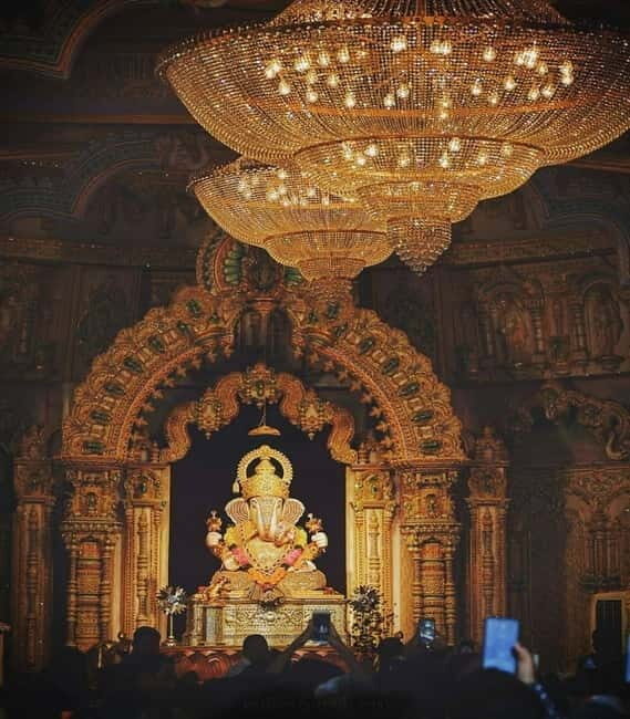 Pune: Sacred Sites Walking Tour of Old City with Snacks - Discover Punes Sacred Heritage on a Walking Tour