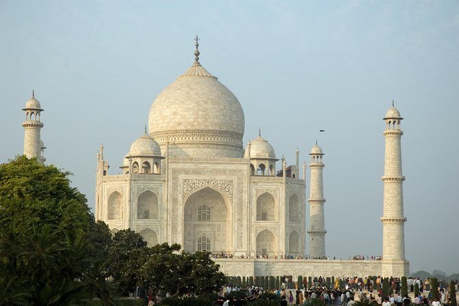 Pune to Taj Mahal and Agra Same Day Tour with Return Flights - An In-Depth Look at the Pune to Taj Mahal and Agra Same Day Tour