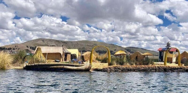 Puno: Excursion to the Uros Floating Islands 2D - Puno: Excursion to the Uros Floating Islands 2D – A Deep Dive