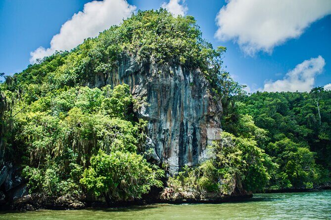 Punta Cana 3in1 Adventure: Los Haitises Park, Waterfall & Montaña - Discover the Best of Dominican Nature with the Punta Cana 3-in-1 Adventure