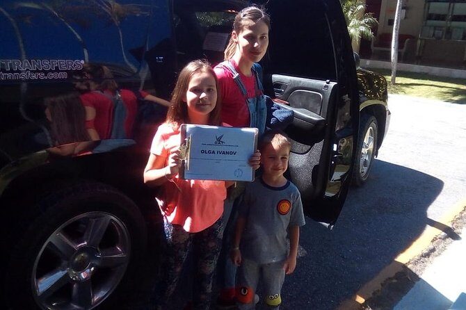 Punta Cana Airport to ALL RIU RESORTS in PUNTA CANA R/T - Key Points