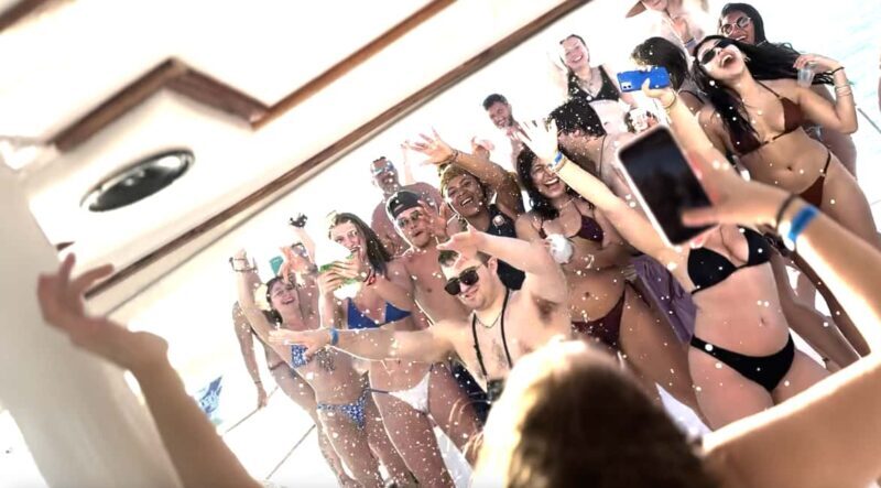 Punta Cana: Booze Cruise with Snorkel and Natural Pool Stop - Practical Tips for Your Trip