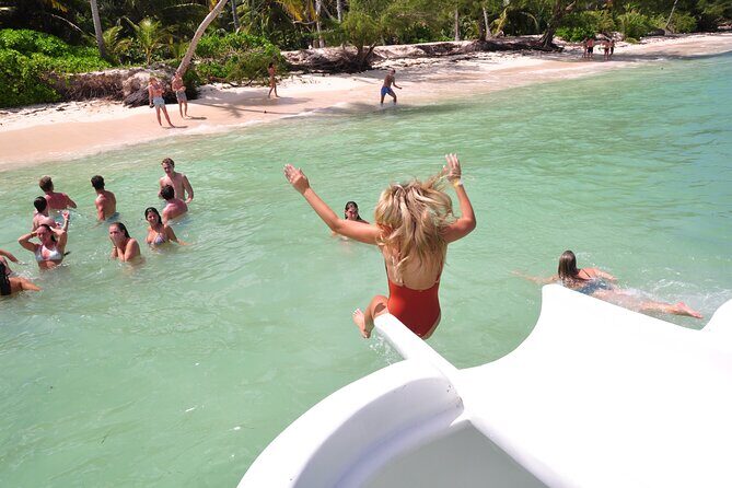 Punta Cana Catamaran Private Tour with BBQ and Natural Pool - FAQs