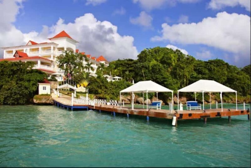 Punta Cana: El Limón Waterfall & Cayo Levantado Tour - Exploring the Tour Itinerary: A Deep Dive