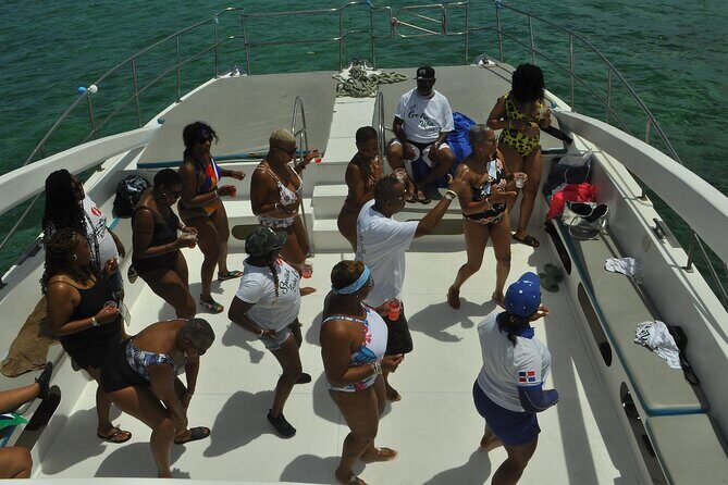 Punta Cana Party Boat Snorkeling with Music DJ and Open Bar - FAQ