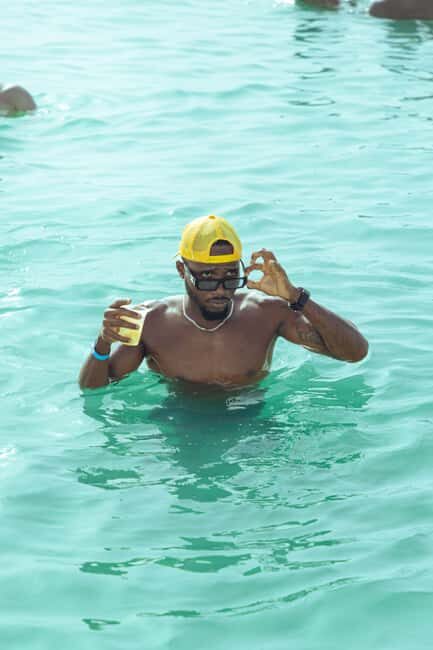 Punta Cana Party Boat with Snorkeling and Open Bar included - FAQ