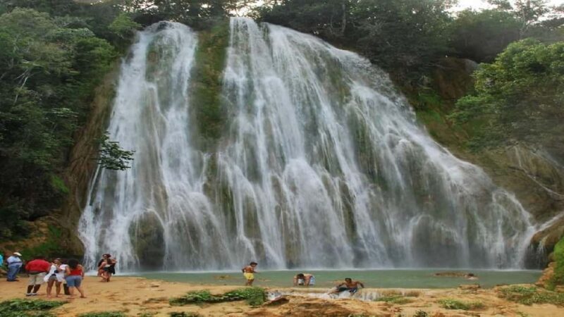 Punta Cana: Samaná Peninsula & Cayo Levantado Day Trip - An In-Depth Look at the Samaná Peninsula & Cayo Levantado Day Trip