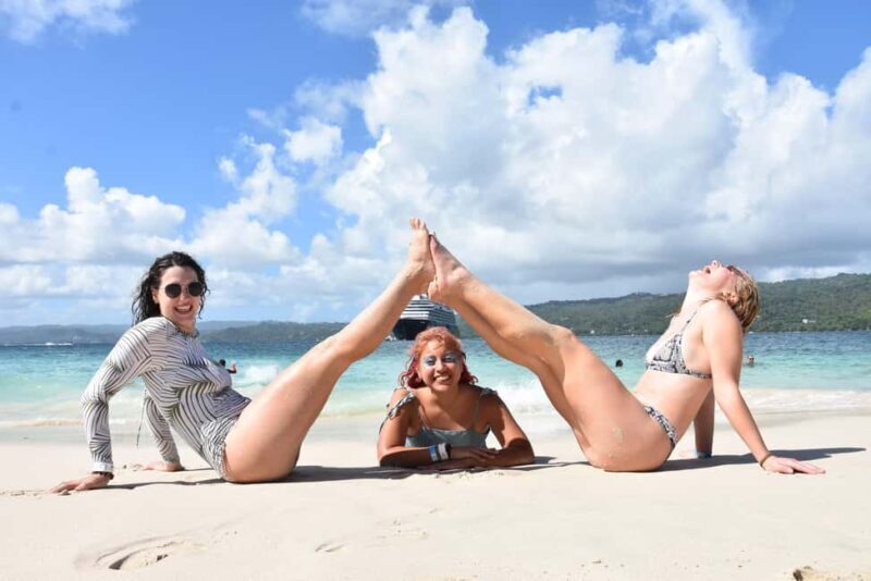 Punta Cana: Samana Whale Watching, Cayo Levantado & Lunch - Starting Off: A Countryside Breakfast & Pickup