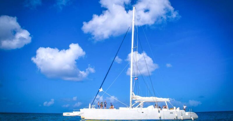 Punta Cana: Saona Island All Included Open Bar Catamaran - FAQ