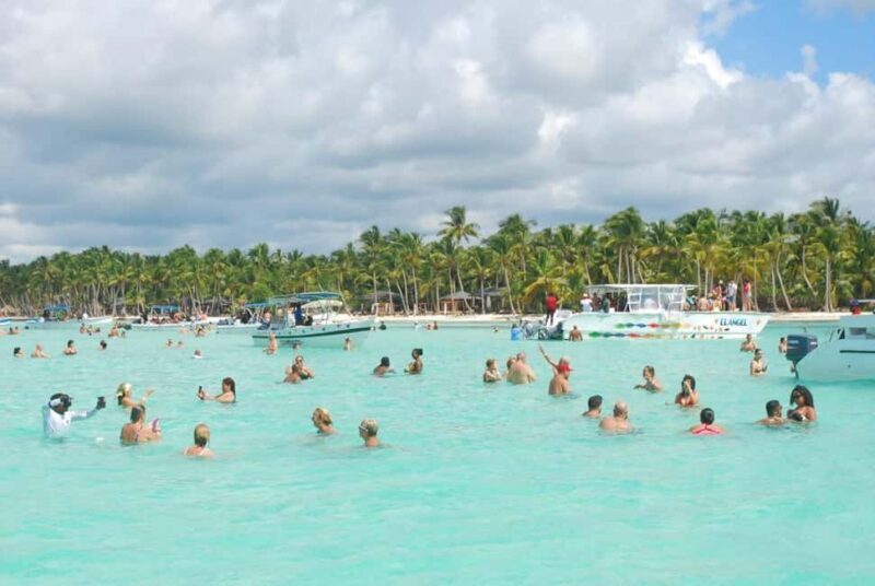 Punta Cana: Saona Island Catamaran Deluxe Cruise with Lunch - An In-Depth Look at the Saona Island Catamaran Experience