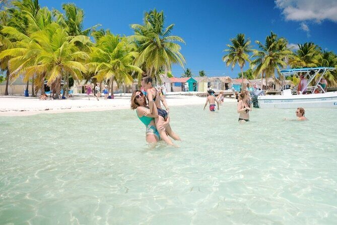 Punta Cana: Saona Island Catamaran Open Bar / Food Hotel Pickup - The Itinerary: Breaking Down the Day