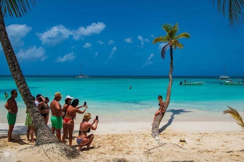 Punta Cana: Saona Island Full-Day Tour with Lunch - Detailed Review of the Saona Island Tour Experience