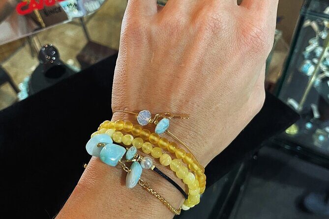 Punta Cana Shopping Guided Tour with FREE Transportation Included - Other Offerings and Souvenirs