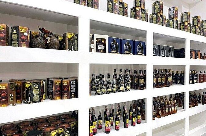 Punta Cana Souvenir Shopping Tour with Pickup - FAQ