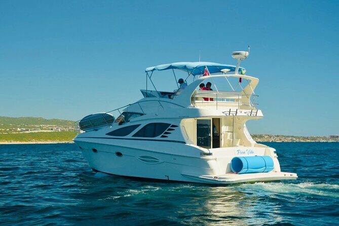 Pura Vida Yacht 42 FT with all inclusive service in Cabo - Who Should Consider This Tour?